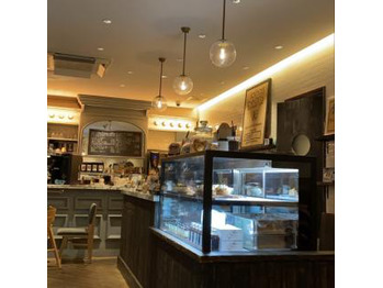 オシャレな空間で_20200211_1