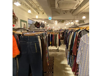 i043101246_349-262 下北の古着屋さん_20200123_2