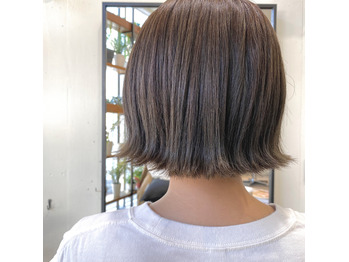 i045969016_349-262-1 切りっぱなしボブと透明感カラー♪_20200420_1