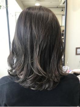 アディクシーカラーで落ち着いてるのに軽い！質感ヘア_20200710_1