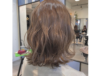 人気のミルクティーグレージュ_20200226_1