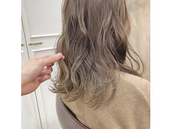 人気のパールグレージュ_20200127_1