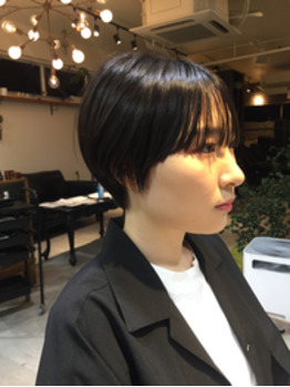 黒髪ショート_20200701_1