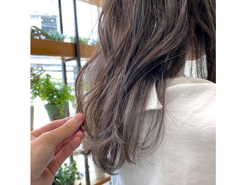 i050217247_349-262-1 ミルキーなグレージュ_20200905_1