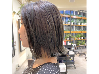 i051835648_349-262-2 切りっぱなしボブはグレー系カラーがぴったりです!_20201022_1