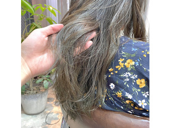 くすみオリーブグレージュ_20201120_1