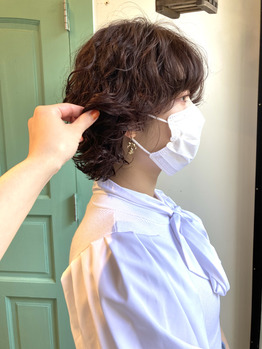 i072142980_349-262-1 カーリーショート_20220415_1