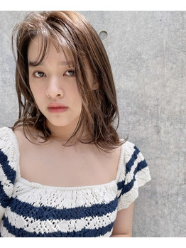 無造作アレンジに便利なゆるふわパーマ_20220718_1