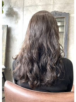 春のしっかりロングウェーブパーマ_20220412_1