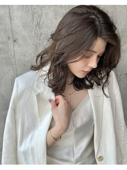 i073682276_349-262 上品で透明感たっぷりな大人のカラー!_20220527_1