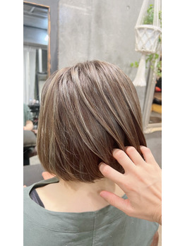 i076035645_349-262 ボブ×ハイライト_20220728_2