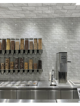 i076179902_349-262 夏のアイス最高です!!!in宮下パーク_20220731_3