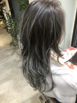 i070308925_349-262 ハイライト×アッシュグレー_20220225_1