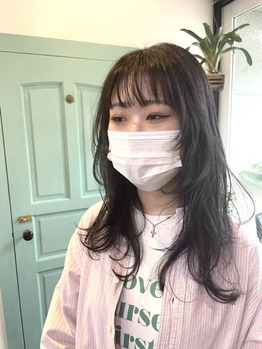 i071340550_349-262 ロングウルフ軽め グレージュヘア_20220325_1