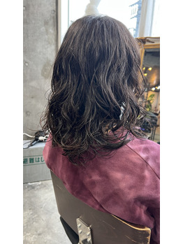 i074413049_349-262 お手入れ楽ちんカーリーヘア_20220614_1