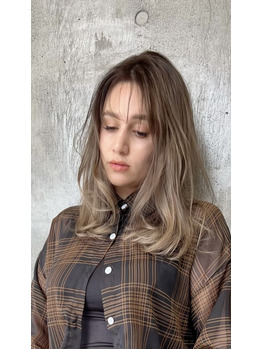 i077781627_349-262 ツヤ感◎ベージュ系カラー_20220913_1