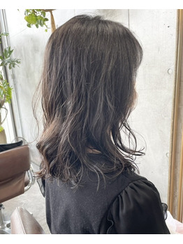 i069299504_349-262 ゆるめくびれのレイヤードパーマ_20220131_1