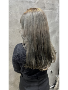 ブリーチ必須！グレージュカラー☆_20221031_2