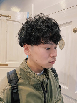 i069458497_349-262 メンズパーマは毎日楽ちんスタイリング_20220204_1