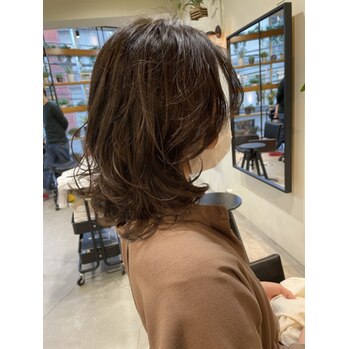 i056619285-1 ふわふわのボリュームパーマ_20210303_1