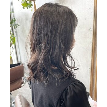 i069299504-1 ゆるめくびれのレイヤードパーマ_20220131_1