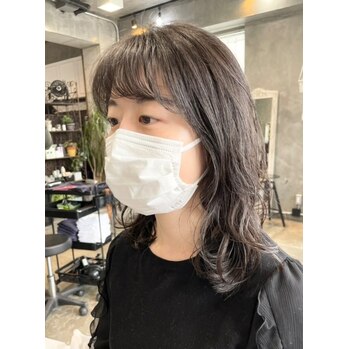 i069299518-1 ゆるめくびれのレイヤードパーマ_20220131_2