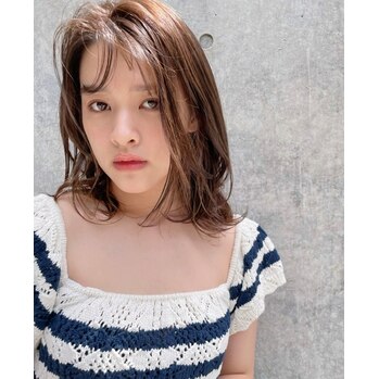 無造作アレンジに便利なゆるふわパーマ_20220718_1