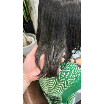 i080515756-1 赤みが消えるオリーブグレー☆_20221121_3