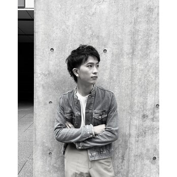 伸ばしかけでもオシャレなメンズスタイル！_20221121_2