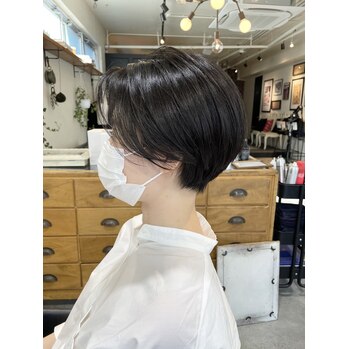 黒髪さんのハンサムショートが素敵！_20210212_1