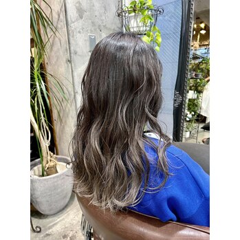 エアータッチ&グレーカラー_20221206_2