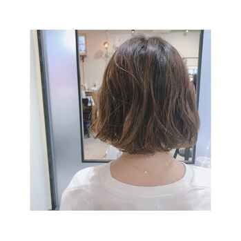 i048579941-1 アンニュイなゆるボブはパーマで抜け感を!_20200719_1