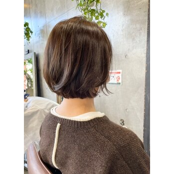 i068088059 大人のクリームベージュ×レイヤーボブ_20211227_2