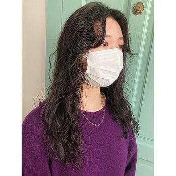 i079670842-1 大きめカールのウェーブスタイル_20221031_1