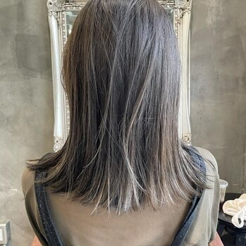 透明感たっぷりアディクシーカラー_20220525_1