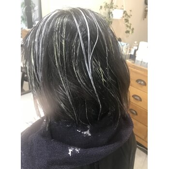 伸びてきても根元が目立ちにくいウィービングカラー_20200212_1