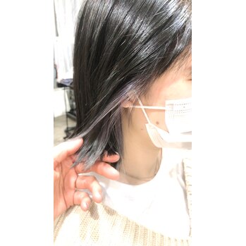 i068311093 職場でバレないイヤリングカラー◎_20220106_1