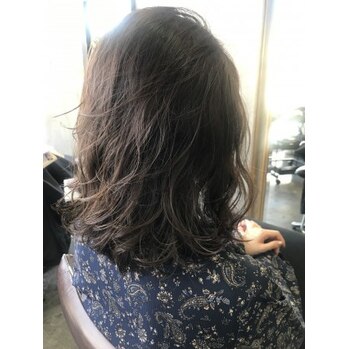 スタイリングしやすいパーマヘア_20200117_1