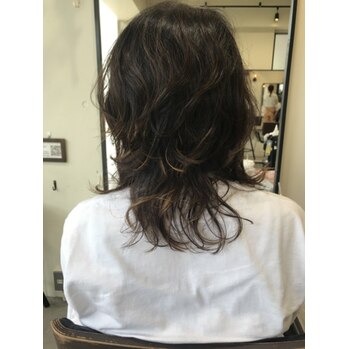 根元からのラフパーマ　ハイライトが入っていても！_20201030_1