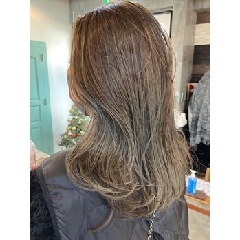 i080422087 冬のベージュカラー◎_20221118_1