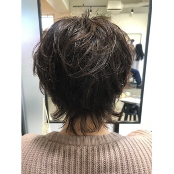 i044340857 ショートウルフ_20200302_2