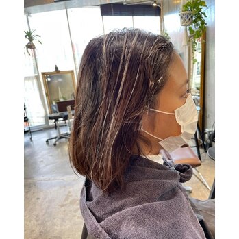 i068885493 ナチュラルハイライトで動きがつけられます!!_20220121_2