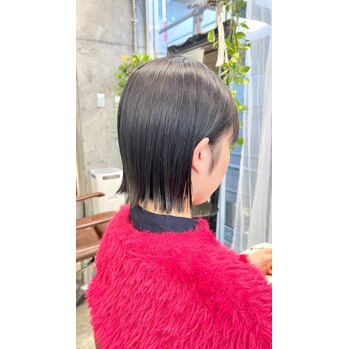 グレージュ×タイトボブ_20230209_1