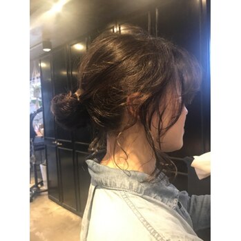 パーマをかけるとヘアアレンジも簡単に！_20200221_1