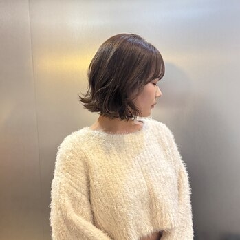 i139985581 Soft beige for calm look ナチュラルベージュ_20251031_1
