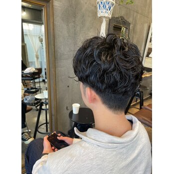 i098452402-1 韓国風メンズパーマ_20240117_1